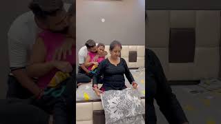Download lagu Mummy Ke Samne Kiss Lelia😱 #swatimonga #rajatswati #couplegoals #ytshorts #shorts mp3