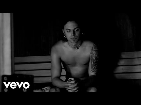 Bullet For My Valentine - Hearts Burst Into Fire (Official Video)