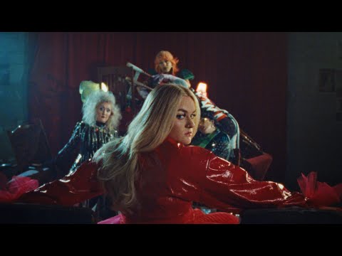 Grace Davies - Wolves (Official Video)