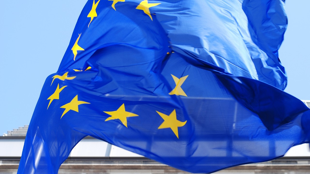 Coalitions of the willing in action:the role of non-EU NATO members in Europe’s security and defence