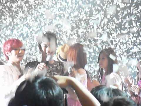 120829 - Incheon Sky Festival (MuBank) - ENDING Part 2 (All artistes)