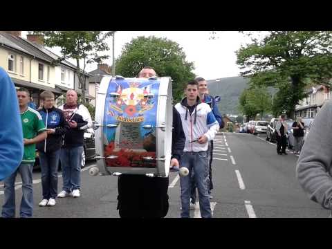 DAY 703 ORANGE ORDER ATTEMPT TO WALK HOME ARDOYNE ROUNDABOUT 15TH 6TH 2015