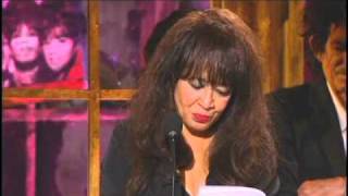 Ronettes accept award Rock and Roll Hall of Fame  Inductions 2007