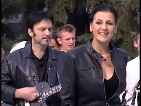 V I S Scena   Izvedi Me Kao Pticu Me Pusti  Žikina Šarenica, 12 09 2009, Majdanpek