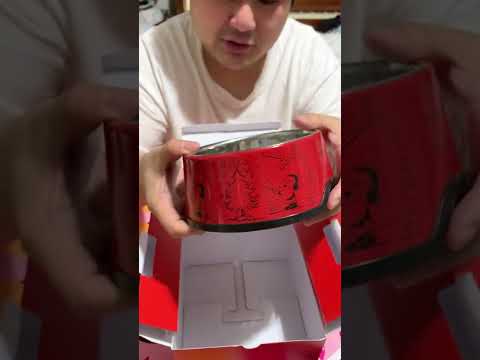 Bryant To Reviews - Swatch x peanuts snoopy Christmas Woodstock review