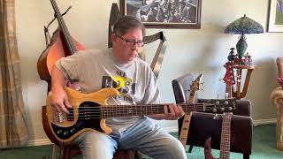 Video thumbnail for JD with Pinckney Custom Shop demoing a 2014 Gibson EB5 bass by JD Pinckney / Pinckney Custom Shop
