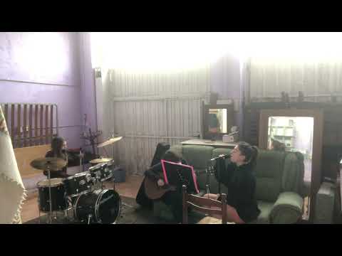 Zeinen ederra izango den - Green Bugs cover