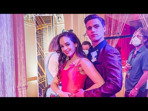 Mary Mouser & Tanner Buchanan And Peyton List In The Prom Scene || Cobra Kai S4 Behind The Scenes