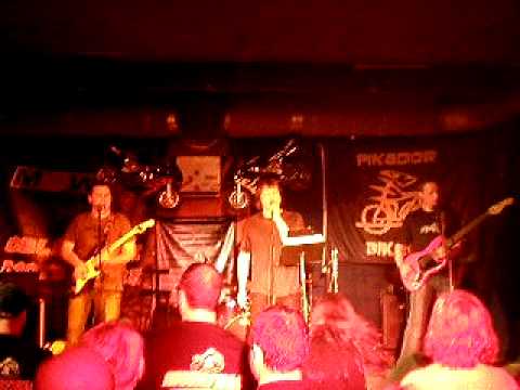 Žlutý Fijalky - Nastal večer...