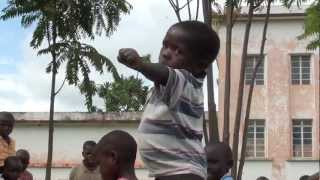 preview picture of video 'Minirumba desde Kivu Sur, Congo RD.'