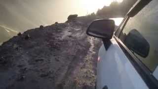 preview picture of video 'Leh to Srinagar Highway World Most Dangerous Road'