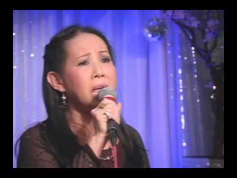 Thể hiện bởi Minh Tâm