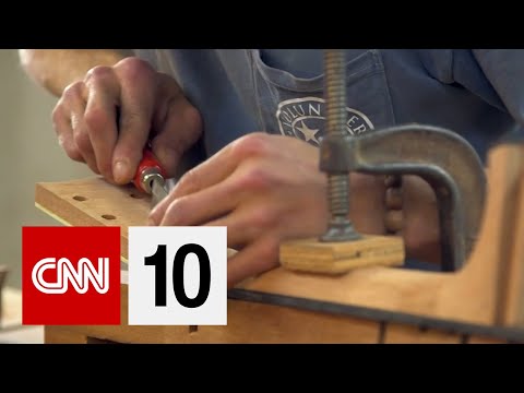 如何手工製作一把吉他 (How To Handcraft A Guitar)