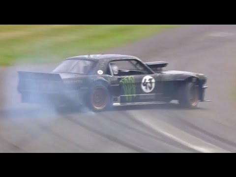 Ken Block y The Hoonicorn