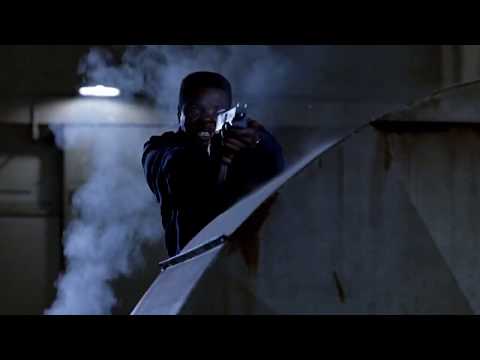 Csupasz pisztoly 2 - Nordberg fedezi Frank hátát