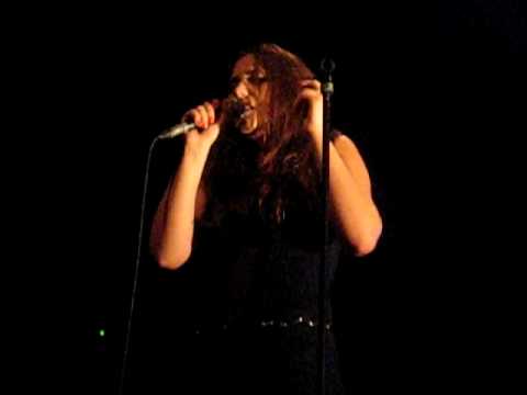 IZIA au Bikini Toulouse 28 01 2010