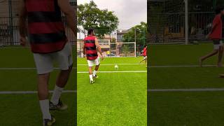 FIZ UM GOLAÇO NO ÂNGULO