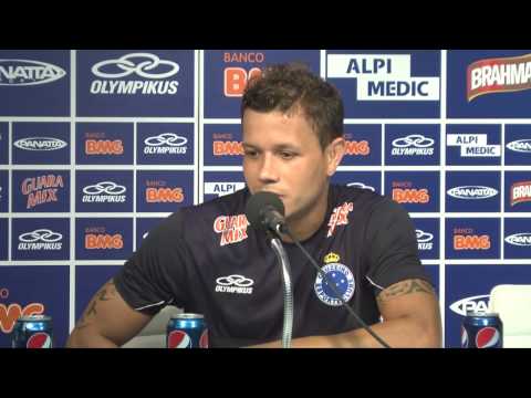 Motivados, jogadores do Cruzeiro querem vitória no clássico