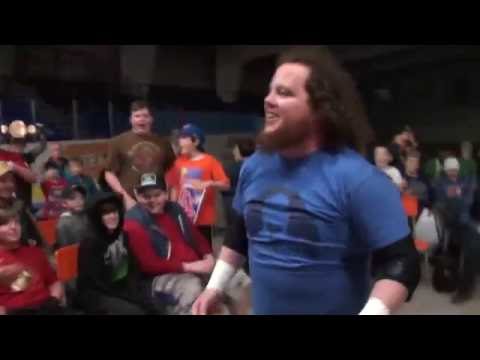 Lincoln Steen vs Greaser James Carr - May 27th 2016 - Pictou Lobster Carnival