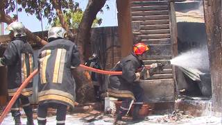 Bobo-Dioulasso : la BNSP maîtrise un incendie dans un dépôt de carburant