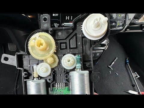 4th Gen Toyota Prius AC blowing hot air