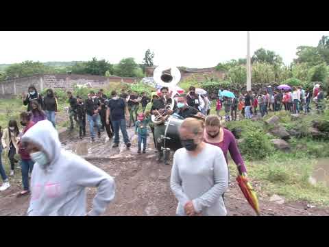 Mi Ultima Caravana: Video de la ultima caravana en memoria de Juvenal Hernandez Montañez.