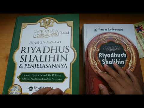 [KOMPARASI] Buku Riyadhus Shalihin Penerbit Darul Haq Vs Ummul Qura