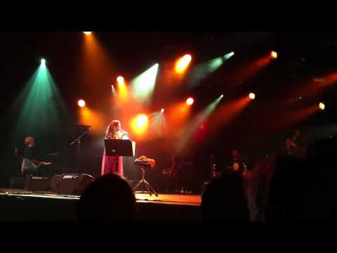 Natacha Atlas - Lahazat Nashwa (Paléo Festival 2012)