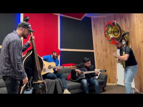 El Escape Del M Y Del M1 - Cuatro De Oro (En Vivo)