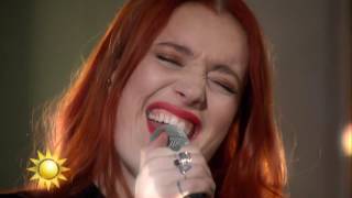 Icona Pop - Brightside (Live) - Nyhetsmorgon (TV4)