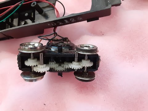 Repairing my old Bachmann HO scale Diesel