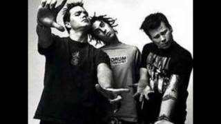 Blink 182 - Ghost on the Dance Floor [LYRICS]