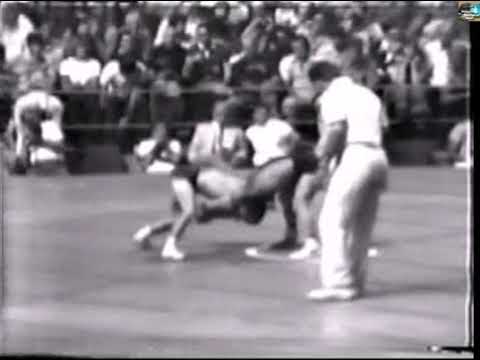 Olympic games-1976 Montreal Canada 48 kg:Akira Kudo (Japan)-ROMAN DMITRIEV (USSR)