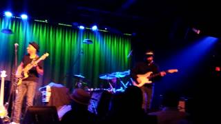 Marcus Miller - Papa Was a Rolling Stone (6/29/2014 At The Birchmere)