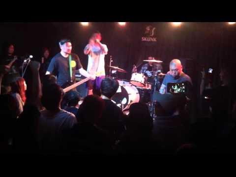 13 Steps (2015-11-14 Seoul, Club Skunk)