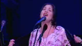 Mary Welch singing Estrellita