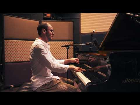 Bach, Tomer Bar style - Opening