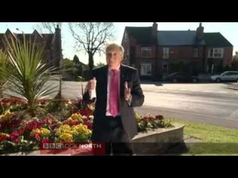 Clarkson and Reliant Robin#4