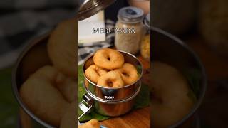 Crispy on the outside, soft on the inside - medu vada recipe with onion chutney