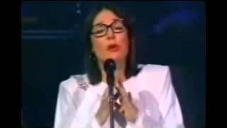 Nana Mouskouri -  Voi Che Sapete -  de Mozart -  Le Figaro  -