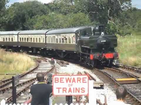 GWR no. 6430 arrives at Totnes Littlehempston Station, 14/8/2012