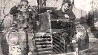 SANTA CLAUS IS COMING TO TOWN ~ Tommy Dorsey & His Orchestra  (1935)