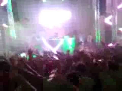 Summer Splash 2013 - ALESSO - Years + Wave