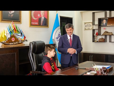 23 Nisan’da, Öğrencilerden Belediye Başkanımız Sayın Bekir Aksun’a ziyaret. 23.04.2025