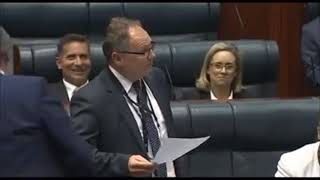 MP Singing in Parliament  of Western Australia “Plastic Bags banned&quot; [Sounds of Silence]