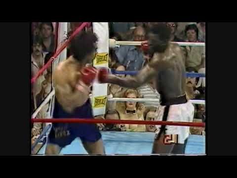 1980: Matthew Saad Muhammad vs Yaqui Lopez (Round 8) (The Ring Magazine Round of the Year)
