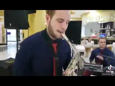 Veton Curri ft. V2 Band - Valle (Sound check)