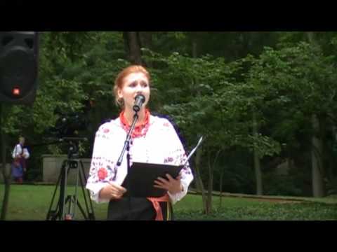 Lesya Ukrainka poem 'Rondo' recited in Ukrainian Garden