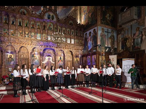 Grupul Sfânta Ecaterina - Colinde în cadrul concertului caritabil ”După datini colindăm”