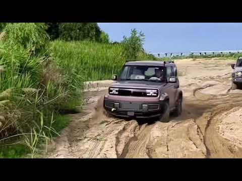 Cute Baojun Yep is not afraid going offroad